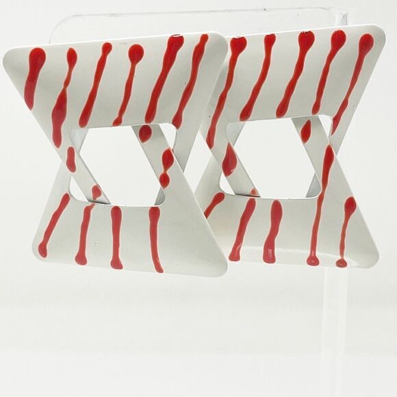 Vintage Costume Jewelry Metal Layered Triangle White Red Post Earrings Geometric - Picture 1 of 3
